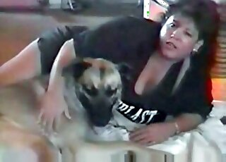 Chubby MILF loves getting her pussy licked by an aroused dog